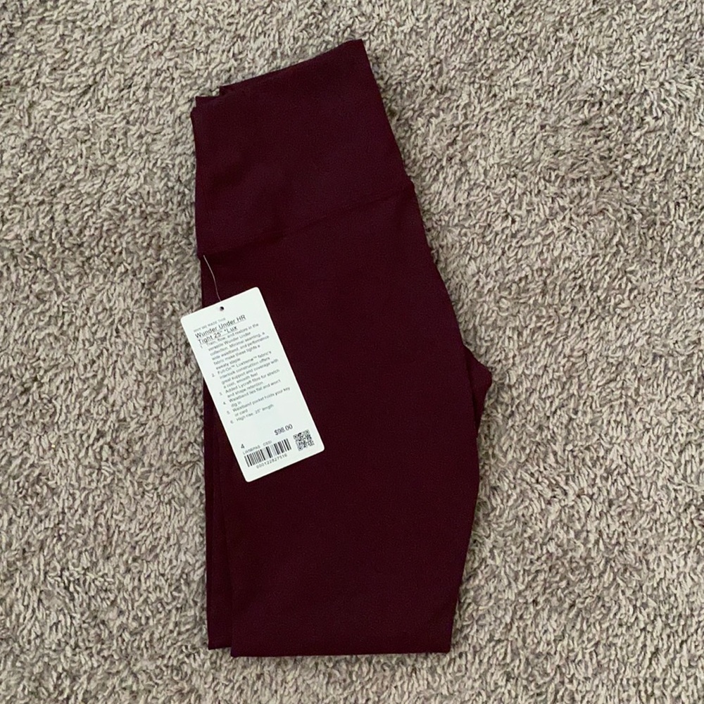 NEW w/ tags Lululemon Wunder Under HR Tight 25” Lux Leggings - Size 4 - Merlot